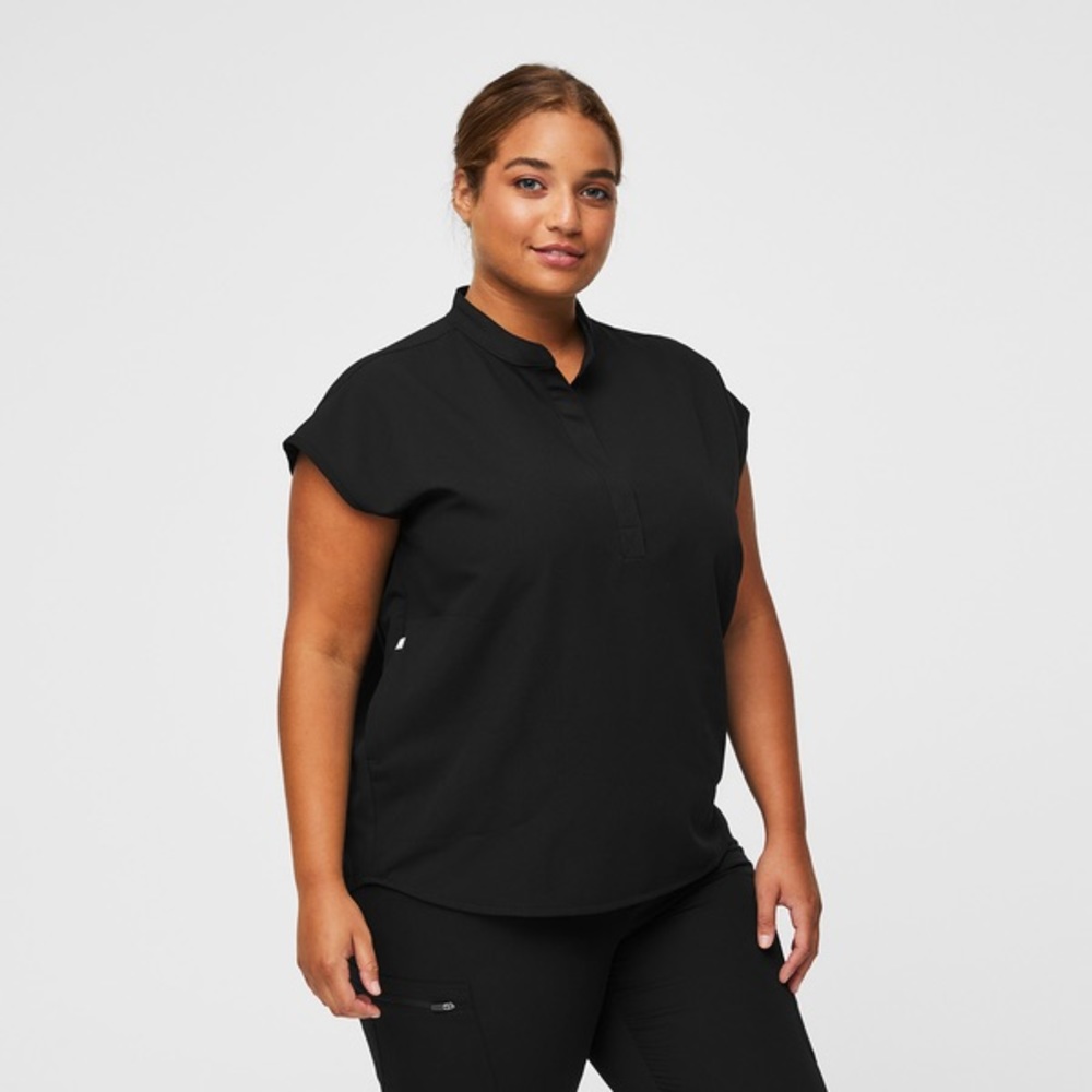 FIGS black Rafaela scrub top, size XS